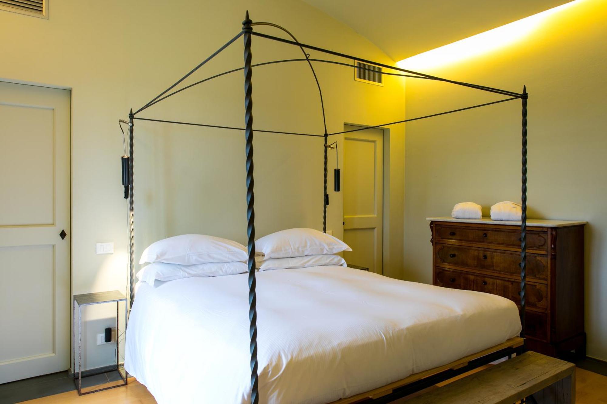 Resort Borgo Syrah Cortona Exteriör bild