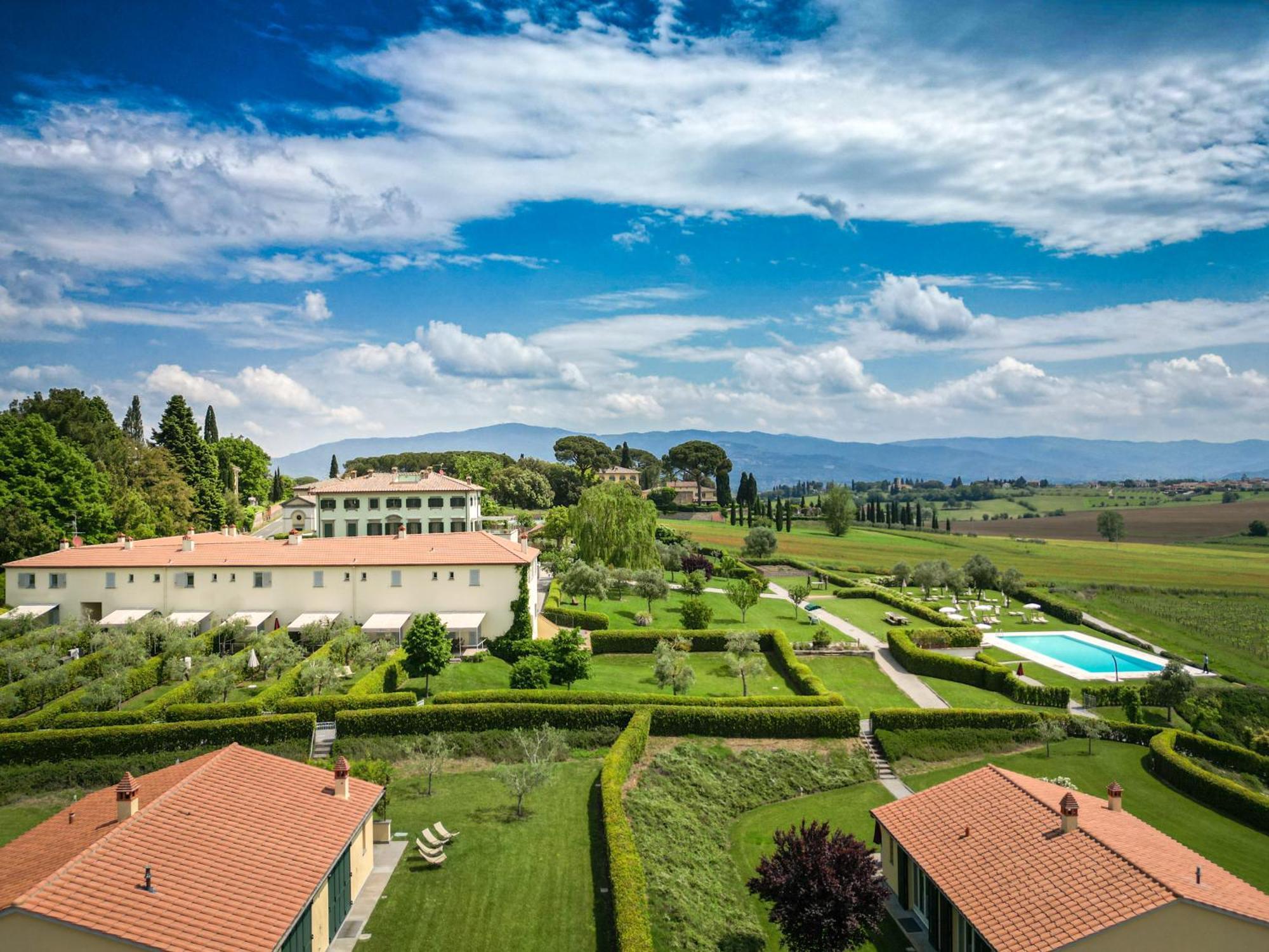 Resort Borgo Syrah Cortona Exteriör bild
