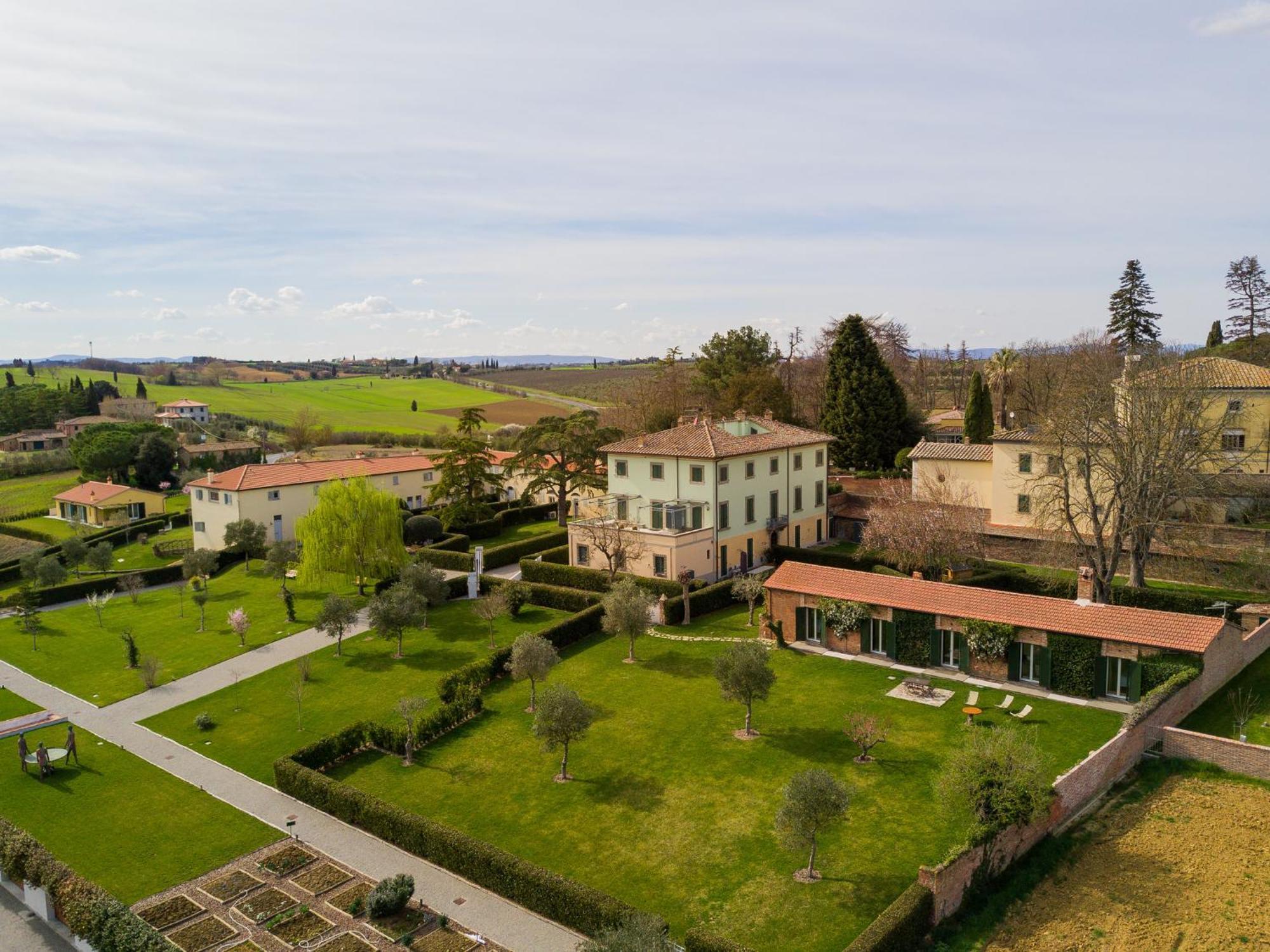 Resort Borgo Syrah Cortona Exteriör bild
