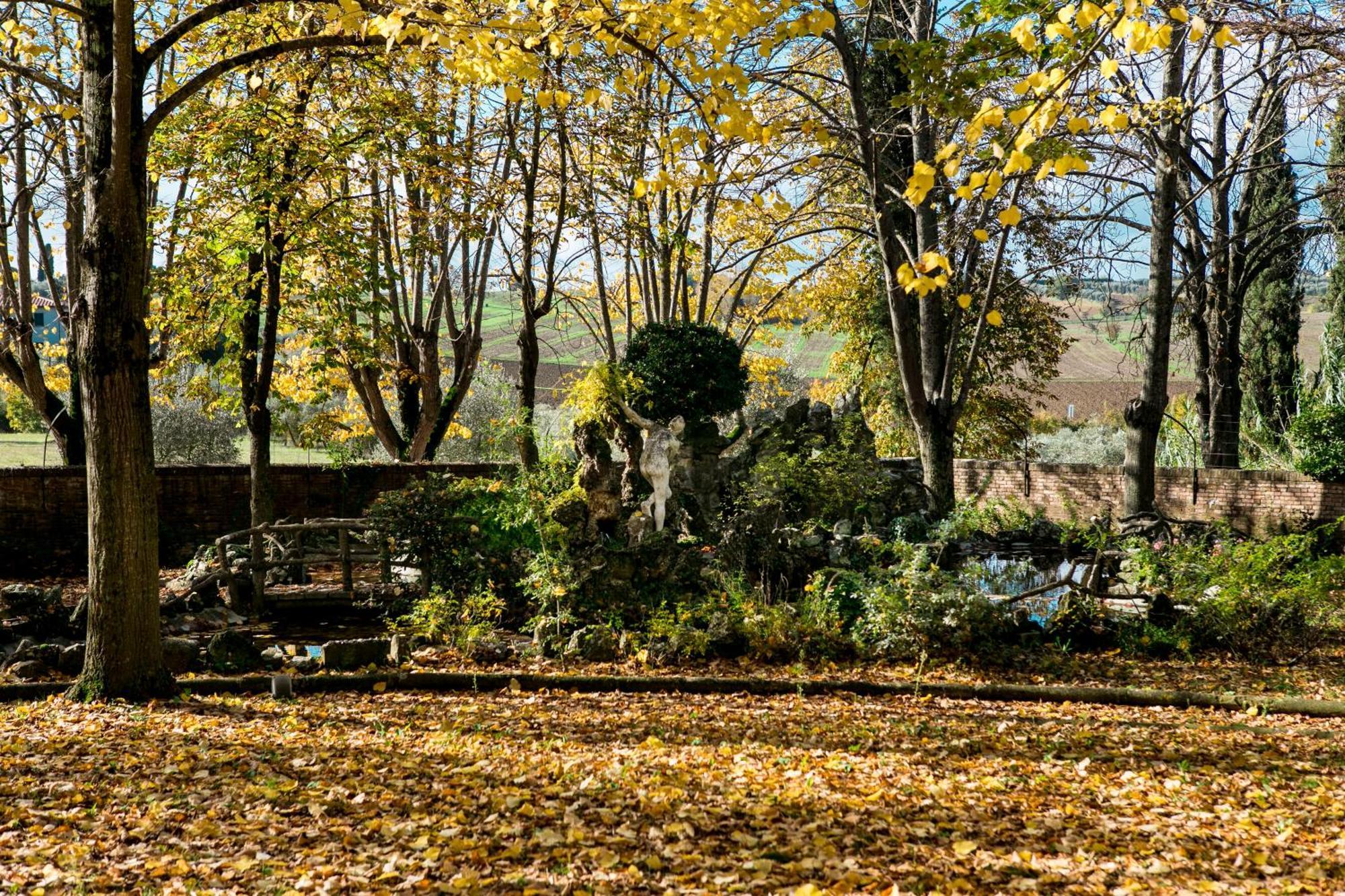 Resort Borgo Syrah Cortona Exteriör bild